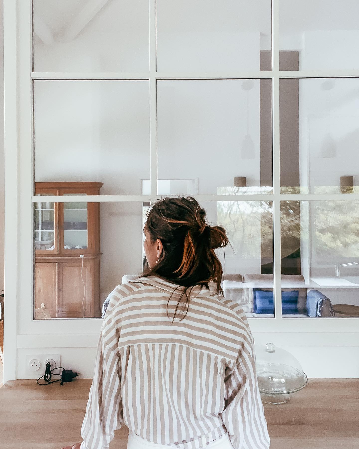 L’Abri côtier 🏠 🌊
Quand tes clients demandent une cuisine ouverte mais fermée.
Passion verrière 💙
#lauraberthelotdesign #architectedinterieur #design #decorationinterieure #deco #agencement #renovation #maison #maisondevacances #verriere #cuisine #salon #landifornie#borddemer #instainterior #homedeco #moliets #landes #sudouest