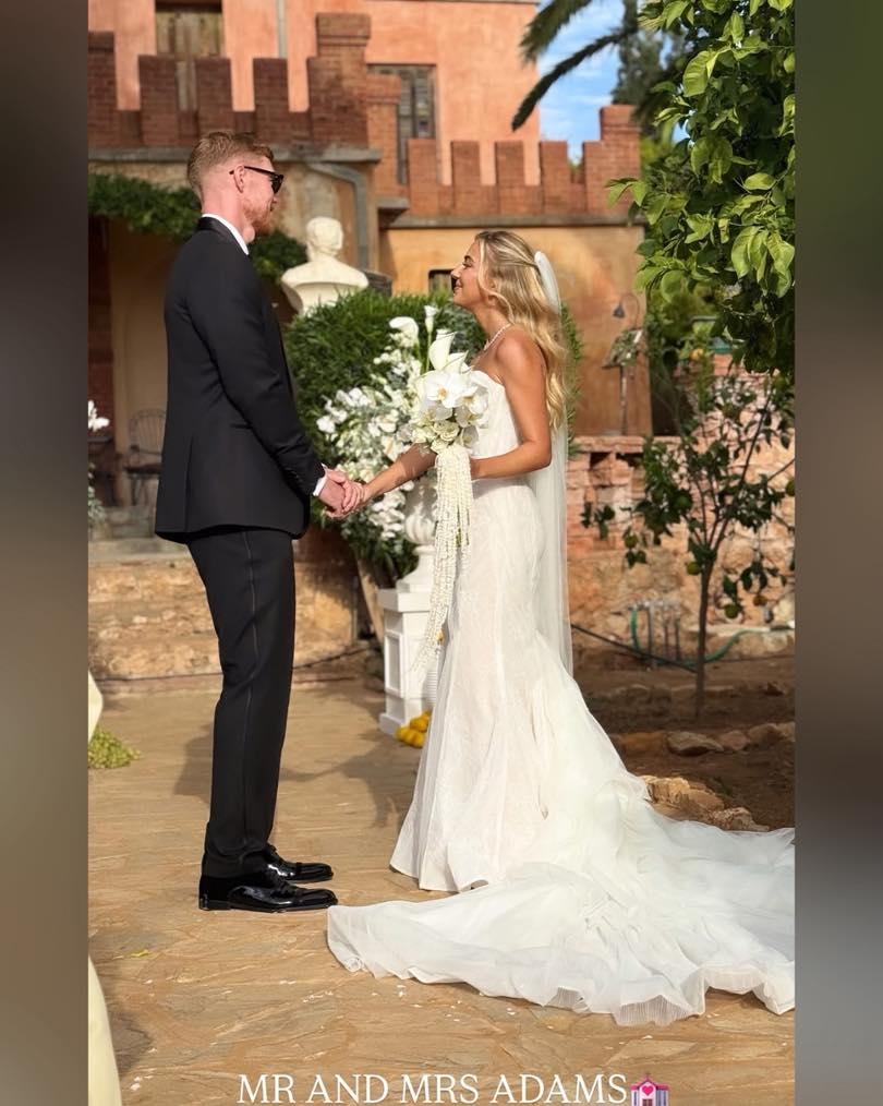 Congratulations Mr & Mrs Adams 💕
The most incredible day. 🤩 #athens @chloejessr @tomadams9
