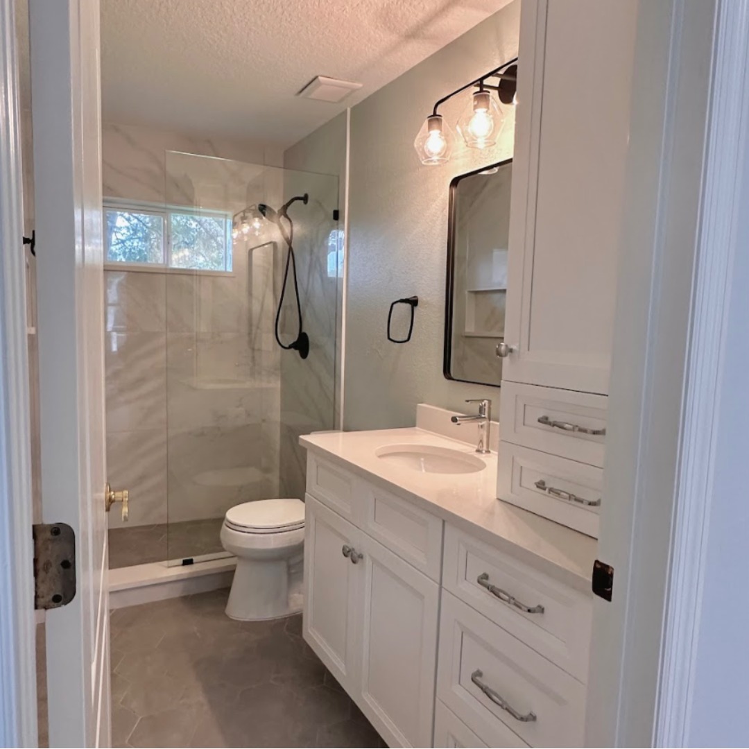 This is your sign to upgrade your bathroom…
but first, which vibe are you choosing? 😏
✨ Clean modern
✨ Spa energy
✨ Fun + fresh
Comment your pick 👇
#BathroomRemodel #DesignInspo #InteriorStyle #HomeUpgrade #BeforeAndAfter #DesignChoices #SouthernSassInteriors