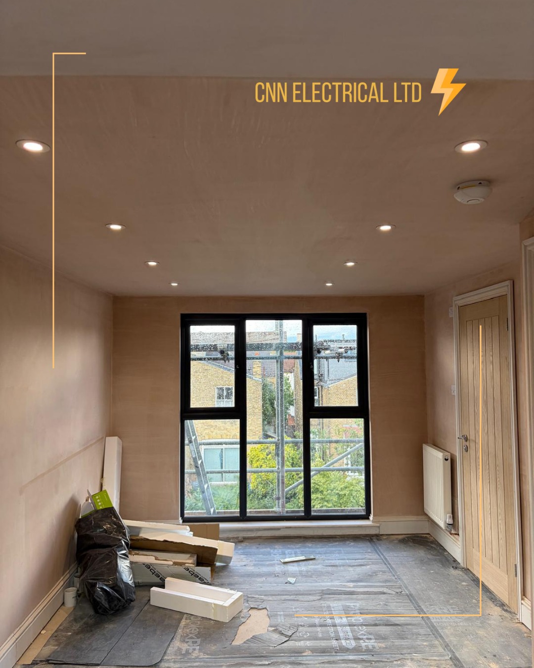 Second fix complete at@smadesignandbuild ⚡
Recessed downlights, smoke detectors, rooflight circuits and sockets all fitted and live. The finish speaks for itself.
Another milestone ticked off - on to the next one.
📩 DM us for enquiries
#CNNElectrical #SecondFix #ElectricalInstallation #Electrician #London #Construction #NewBuild #Refurbishment #SMA #Lighting #TradesLife