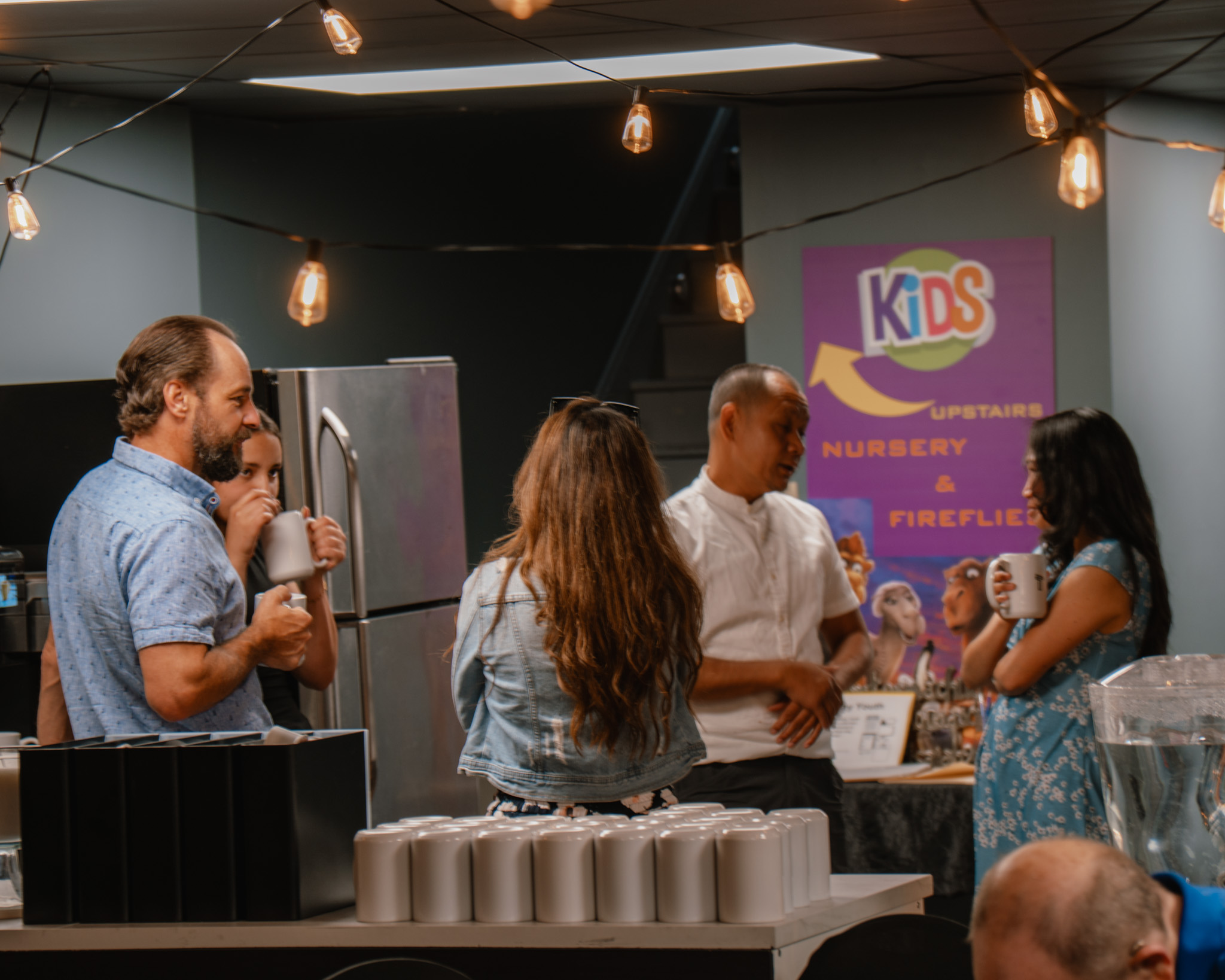 One of the best parts of Sunday mornings is catching up over a cup of coffee before service. ☕
We love taking time to connect, meet new people, and enjoy fellowship before we gather to worship. If you're joining us this Sunday, come a little early. We'd love to see you!
📍 415 Dundas St.
🕥 Sundays at 10:30 AM