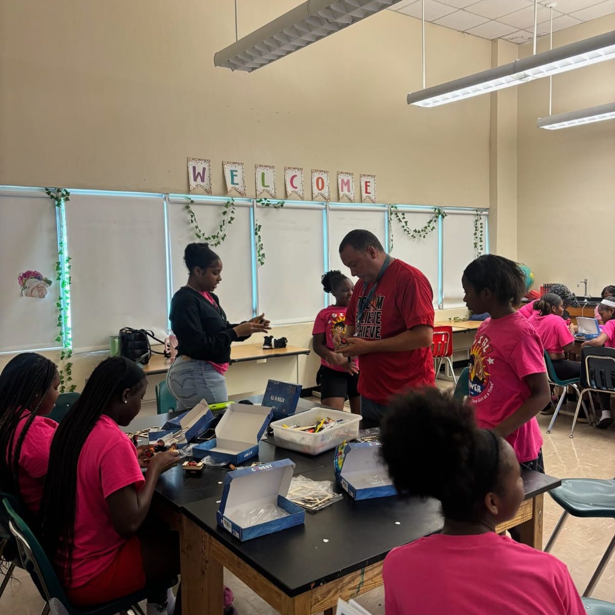 Our girls put their creativity and STEM skills into action by building battery-powered, remote-controlled mini cars. Through hands-on learning, they explored engineering concepts while having fun bringing their creations to life!
#SummerSTEAM #STEMLearning #GirlPowerRocks
