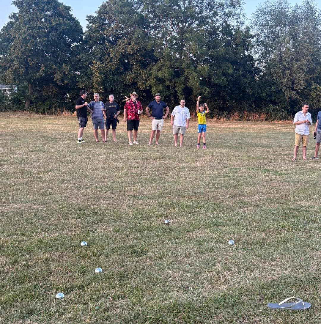 Boules, beers, bbqs…
What more could you need on a sunny Wednesday night in Great Dunmow?
We went head to head against Great Dunmow 41 Club in a game of boules on the Rec on Wednesday night and there was obviously only going to be one winner!
We were also joined by Great Dunmow Ladies Circle for the evening and it was great to see them again!
A huge thanks to Toby for his expert BBQ skills and also to Tim from steelesbutchersdunmow for supplying the meat!
A great way to unwind and catch up with pals after putting on an event recently!
Our next social is in 2 weeks time where we’ll be playing another high octane adrenaline fuelled competitive sport with an evening of badminton with drinks and food afterwards
Give us a shout if this is something you or the man in your life would enjoy and come along!