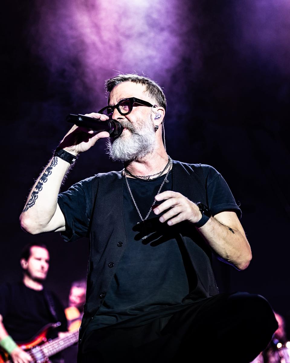 Ieri una splendida notte a Rivignano ✨
Stasera sarà la volta di Villafranca di Verona, non mancate!
Ph @laurabadiali, @maicolnovara.photo
#MarcoMasini #LIVE2026 @friendsandpartners @momyrecords @concerto.official @birindelliauto