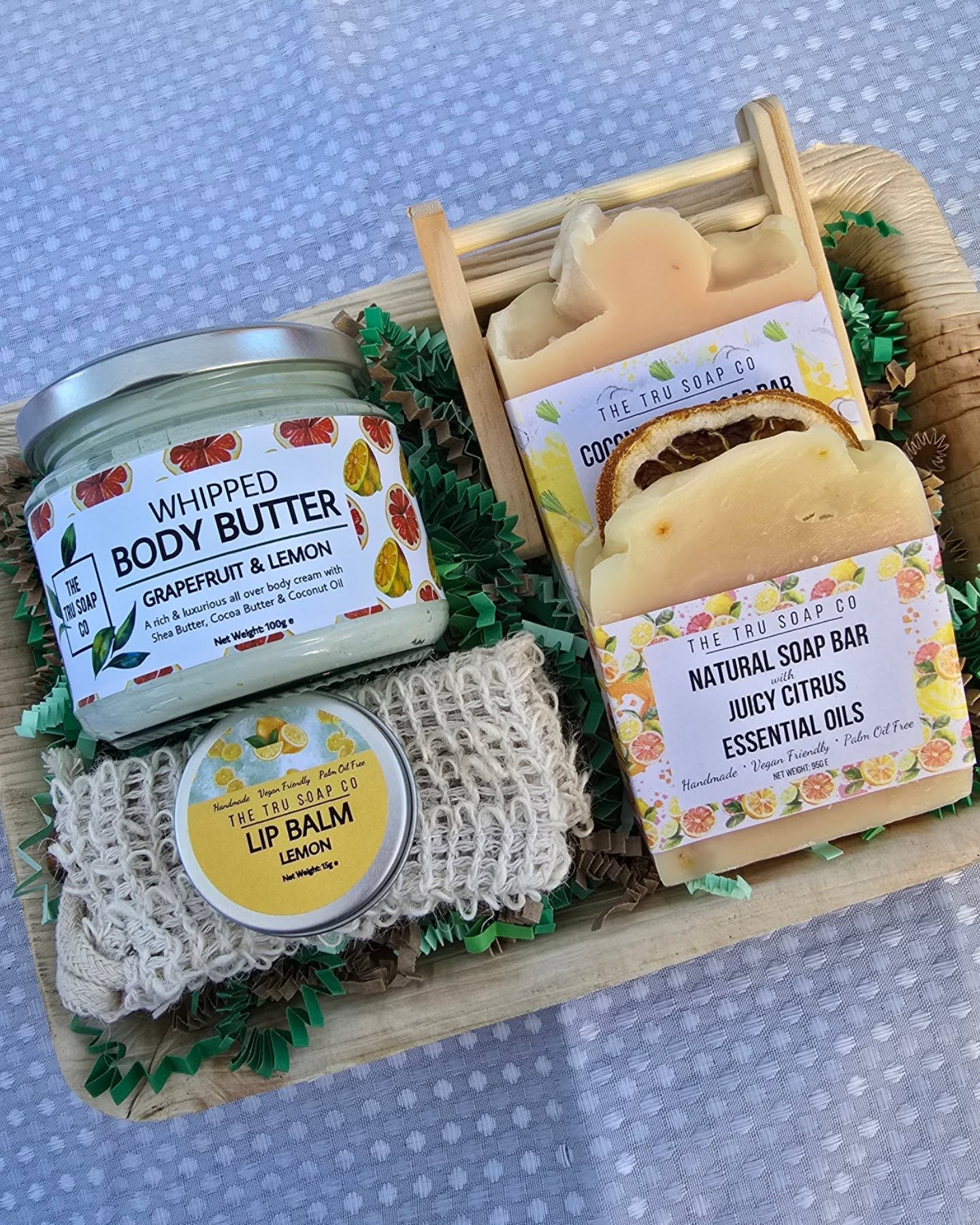 This weekend marks my final two markets of the year!
I will be at Meanwood Market on Saturday and Rothwell Farmers Market on Sunday! 🎄✨
To ensure that you receive the gift sets you want I’ve added a Click and Collect option to my website. Pre-order online, and I will have them ready for you to pick up at the market.
📍 Meanwood Market: Saturday 10am - 3pm; Green Road Precinct, Meanwood; @meanwood_market
📍 Rothwell Farmers Market: Sunday 10am - 2pm; Salute Restaurant, Rothwell, LS26 0QL; @rothwellfarmersmarket
Don’t miss out on luxurious handmade soaps and skincare products—perfect for thoughtful, natural gifts this festive season! 🎁
.
.
.
.
.
.
.
.
.
.
#MeanwoodMarket #RothwellFarmersMarket #LeedsMarkets #HandmadeGifts #ShopSmall #SupportLocal #NaturalSkincare #ArtisanSoap #HandmadeSoap #EcoFriendly #SustainableLiving #ChristmasShopping #GiftIdeas #StockingFillers #SmallBusinessUK #HandmadeWithLove #LocalBusiness #SkincareWithPurpose #ShopHandmade #NaturalBeauty #CrueltyFree #FestiveShopping #BodyButter #ArtisanGifts #SoapMaker #NaturalIngredients #FarmersMarket #SkincareGifts #HandcraftedSoap #SupportIndieBusinesses