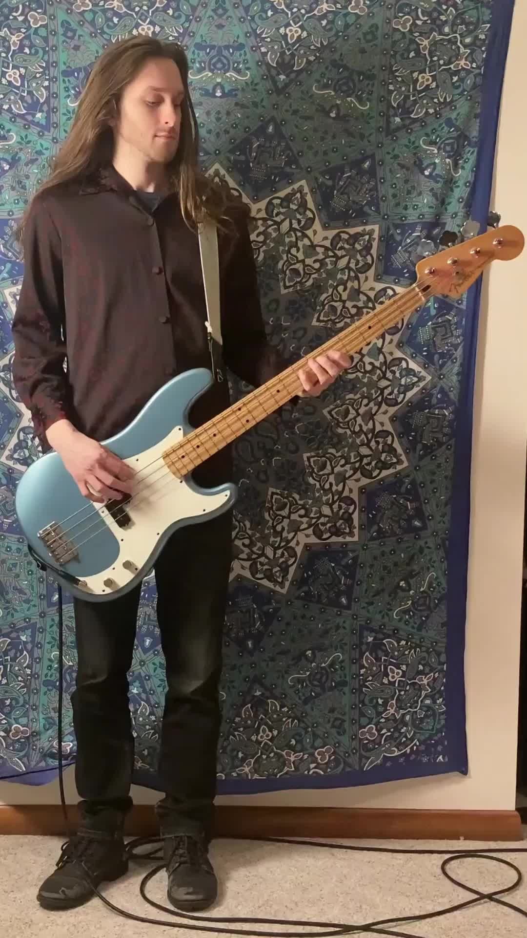 🎸“Look at me,” said no bass player ever.
While everyone’s out front trying to be a rock god, we’re in the back doing literally all the work and minding our business.
Spotlight? Nah. We prefer dim lighting and deep grooves. 😌
#BassPlayerEnergy #BurningRiverBand #HoldingItDown #BackgroundAndProud #TooCoolForTheFront #LowEndLuxury #SarcasticGroove #fyp #funny #originalcontent #lifeinarockband #imabassplayer #ofcourse