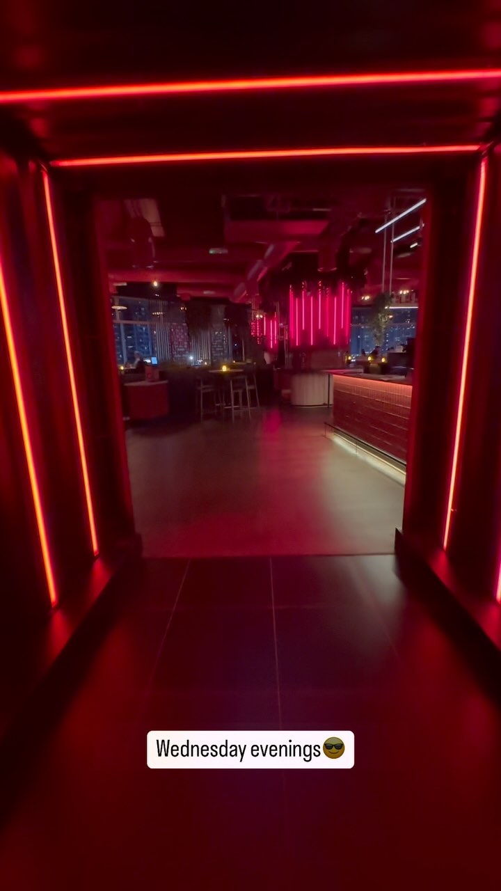 Catch me every Wednesday at @cargodubai from 8pm until midnight spinning some good electronic tunes 😎
#dubaidj #dj #dubai #dubainight #dubainights #dubaievents #dubaientertainment #dubaimarina