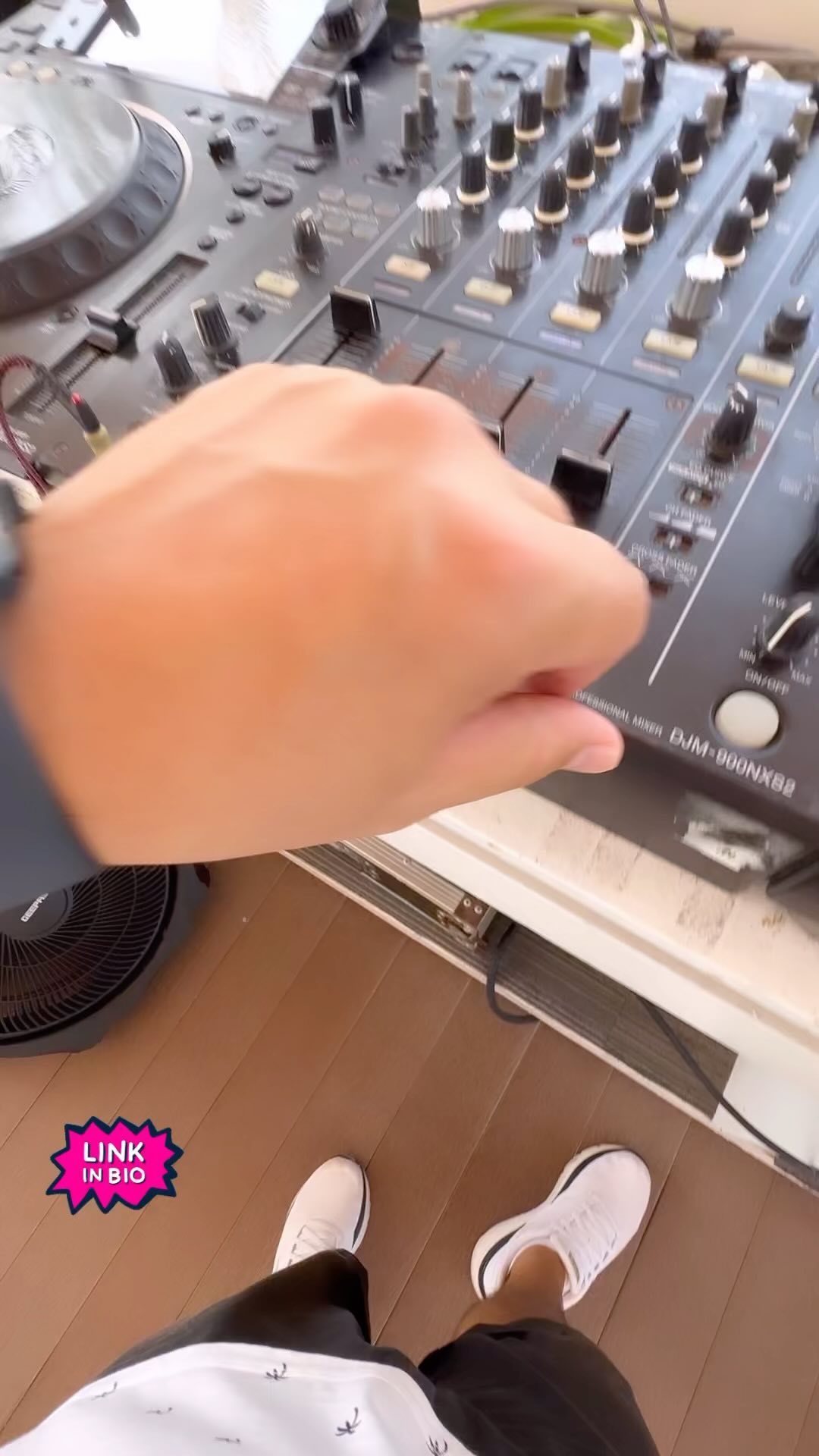 2PM is out now! Link in bio 😎🌴🔉