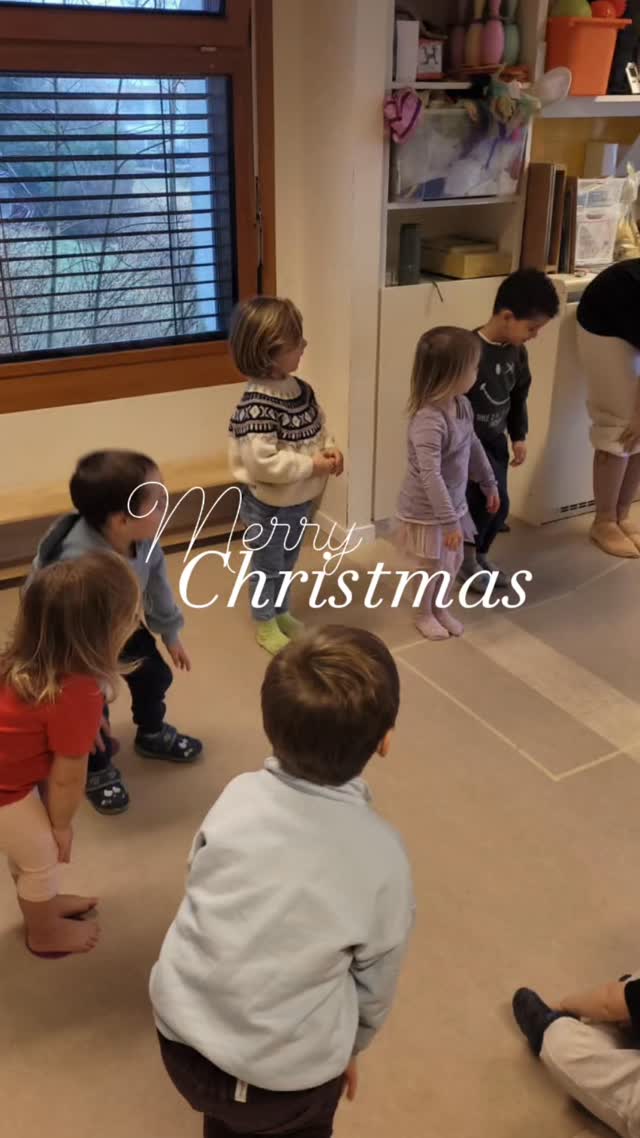Cette période de Noël a été remplie de douceur et de partage 🤍🎄
Nous avons eu la joie de rendre visite aux crèches pour vivre ensemble une Journée de Couvert de Noël, un moment simple et chaleureux autour de la table, pensé pour les enfants.
Des sourires, de la curiosité, des échanges…
Parce que la magie de Noël passe aussi par ces instants de proximité et de bienveillance ✨
Merci aux équipes des crèches pour leur accueil et leur confiance 🤍
#Noël #JournéeDeCouvert #Crèches #Partage #MomentsPrécieux #EspritDeNoël #Enfance #Bienveillance