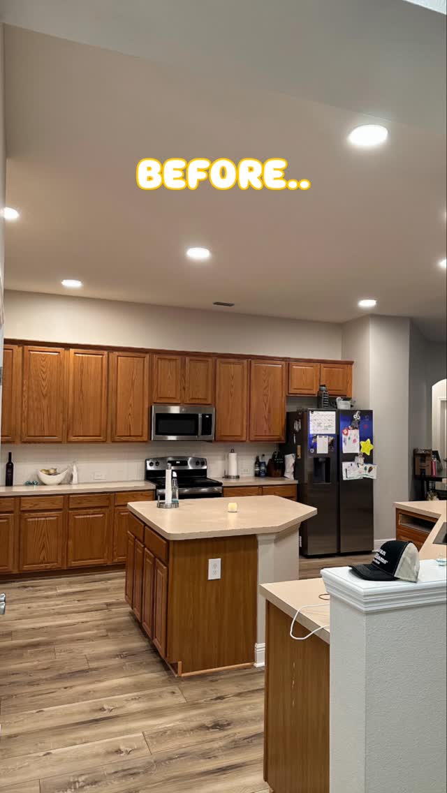 This is what happens when vision meets execution ✨
From dated to drop-dead stunning, every detail was redesigned to feel elevated, intentional, and timeless.
Save this for inspiration 🤍
#KitchenTransformation #BeforeAndAfter #LuxuryDesign #InteriorGlowUp #southernsassinteriors