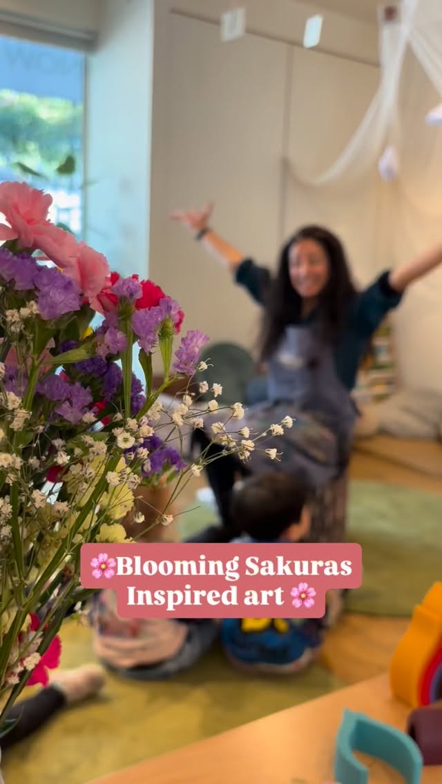This step-by-step art project took our preschoolers about four days. From painting branches to dabbing on the moss, petals, and 3D textures, they made their own unique Sakura pieces bloom. 🌸
#reggioinspired #abcinternationalschool #montessoriinspired #internationalschoolinjapan #internationalschoolintokyo