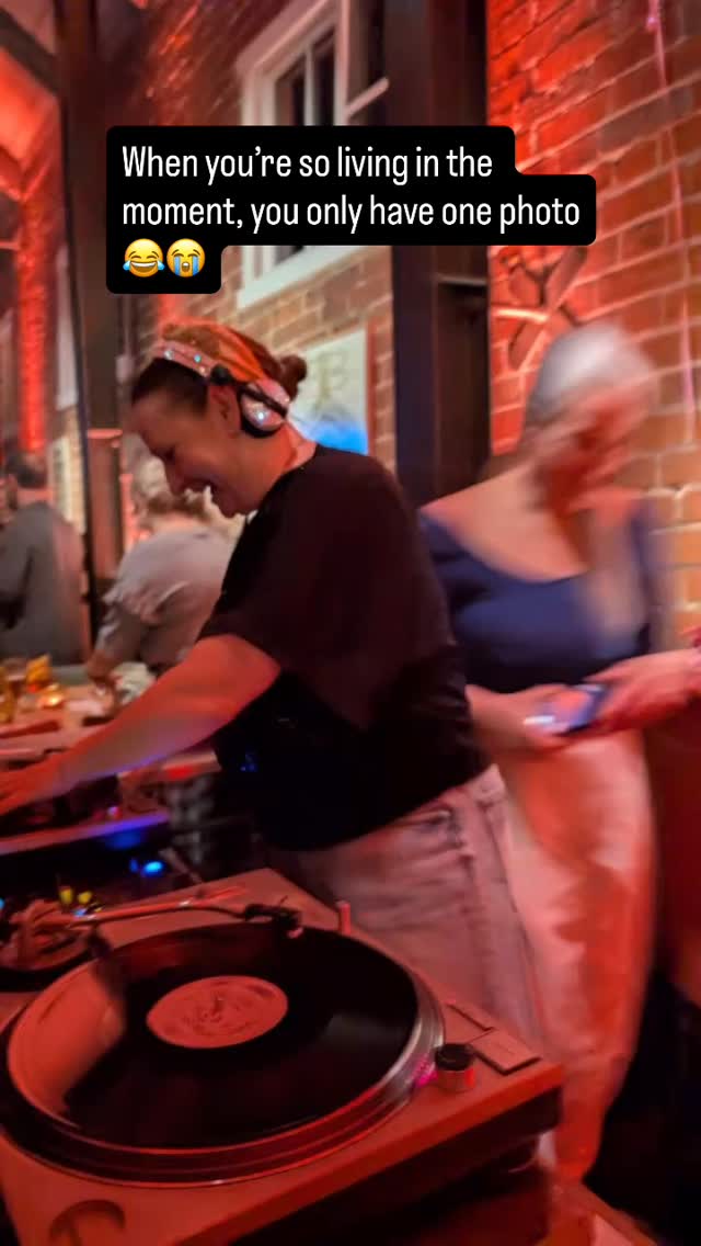 Amazing night at Give a Little Love last night 🔥😍@newstreetmarketwoodbridge
How lucky we are 🫶🏻
Thanks @sundowners_db for inviting me to play, to all the DJs for alll the amazing music that rolled all night, and to YOU for making the atmosphere electric 🔥 How good did it feel to dance together? 🔥🔥
Thanks for coming down! If you didnt get the opportunity to donate, and LOVED the night, you can drop a little cash to support British Heart Foundation at the link in my bio 👆🔥💃
No idea why the music Input on this reel didnt add - but feel free to add your own fave track in your head 😂🥰🎉 #gig #woodbridge #community