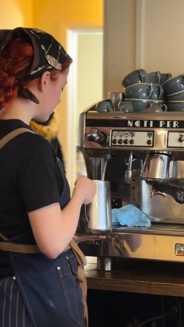 Looking for the best spot in town to enjoy delicious lunch, coffees, cakes and more?
📍O'Deli 4 New Market, Otley (Amazing Gluten Free Options)
Monday - Saturday 9:30 - 4:30
Closed Sundays
📍Bagels & Bakery by O'Deli (100% Gluten Free!)
NOW SERVING TAKEAWAY COFFEE!
9 Market St, Otley, West Yorkshire
Friday & Saturdays 9am - 3pm
#GlutenFreeFood #YorkshireCafe #CoeliacFriendly