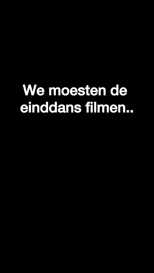 🤣BLOOPER ALERT🤣
.
You got mail 💌... de einddans is verzonden! En de bloopers moeten we natuurlijk met jullie delen!
.
Oefen goed thuis, want over een week is het zover, de eindshow 💥💥💥. We hebben de video via een we-transfer link maar iedereen gemaild!!
.
Morgen geven we van 11:00 uur tot 12:00 uur eenmalig een les waar we de einddans aanleren! Vind je thuis oefenen lastig? Kom dan gezellig meedoen.
.
Shout out naar de dansers in deze video! Thanks voor de heerlijke bloopers.
@sennatuit
@laris.isa_
@jessin079
@kelly.lieveld
@lyorah
.
#bloopers #fun #enjoy #dansen #sixzeven