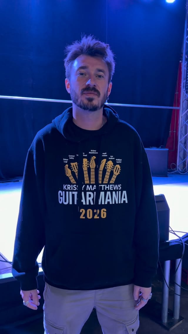 Die Band ist da und baut schon alles auf. Heute Abend - GUITARMANIA in der Kulturrampe.
Doors um 19 Uhr - die Show startet um 20 Uhr.
Tickets gibt es noch in unserem Ticketshop oder nachher an der Abendkasse.