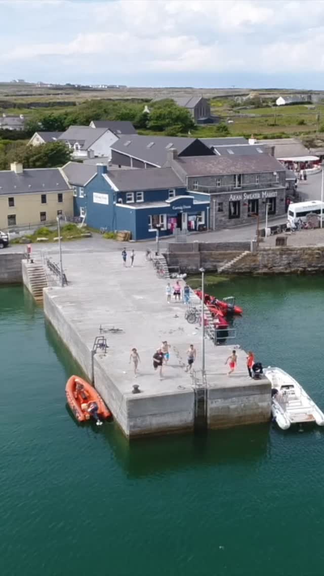 Come visit Inis Mór this summer and stay with us.
Long evenings, fresh air, and plenty to see and do around the island. Take a spin, head for a walk, or try something different with @dive_academy and see what’s going on beneath the surface.
Make a proper trip of it: https://f.mtr.cool/lvzsoniifs
Stay with us at the Aran Islands Hotel, enjoy the food, the bar, and take your time while you’re here.
