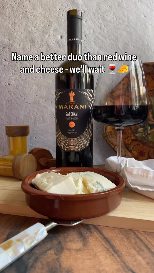 Name a more iconic duo than red wine and cheese 🧀 🍷 We will patiently wait!
Our pick is classic @marani_wines Saperavi with Gorgonzola 👌🏼
@winesgeorgia