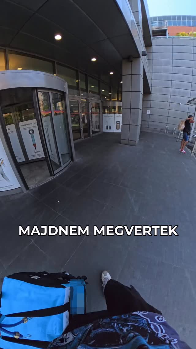 Ti hogy bírjátok a hétvégi plázás tömeget?🤯#wtf #wantopfutár #futár #plaza #kiszállítás