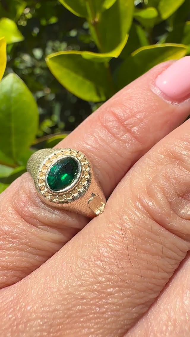 Green Emerald oval signet ring… on the bench next 😊