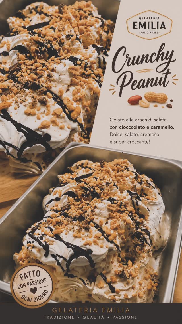 🍦🥜🥜Crunchy Peanuts🥜🥜🍦: cremiges gesalzenes Karamelleis, geröstete, knusprige Erdnüsse, dunkle Schokoladensauce und ein Hauch von goldenem Karamell. Die perfekte Kombination aus süß, salzig, cremig und crunchy! 😍
#GelateriaEmiliaMurten #murtensee #murten #gelatoartigianale #GelateriaEmilia
🍦🥜🥜Voici le Crunchy Peanuts 🍦🥜🥜: glace au caramel salé onctueuse, cacahuètes grillées croquantes, coulis de chocolat noir et sauce caramel dorée. Le mariage parfait du sucré, salé, crémeux et croustillant ! 😍