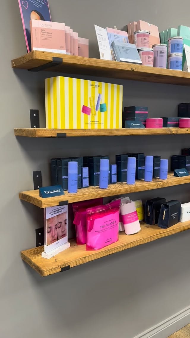 A message from Anna & Emily:
‘This was a completely pinch me moment - we are still on a high from the incredible evening we had at Serenity Potters bar on Tuesday with Caroline Hirons and the skin rocks team for the official launch of Skin Rocks at our salons.
The energy in the room was amazing, our staff and clients were completely captivated by Caroline & janine’s expertise, honesty, and their passion for skincare and the skin rocks brand.
Thank you to everyone who attended and helped make the event such a memorable success. We are so excited to bring Skin Rocks to our salon and share their amazing products and facial treatments with you all.
After a challenging year, we are so proud to have been given the opportunity to host this incredible event!
A night to remember. 💚’
#hertfordshire #carolinehironsmademedoit #skinrocks #skincareroutine #serenity
