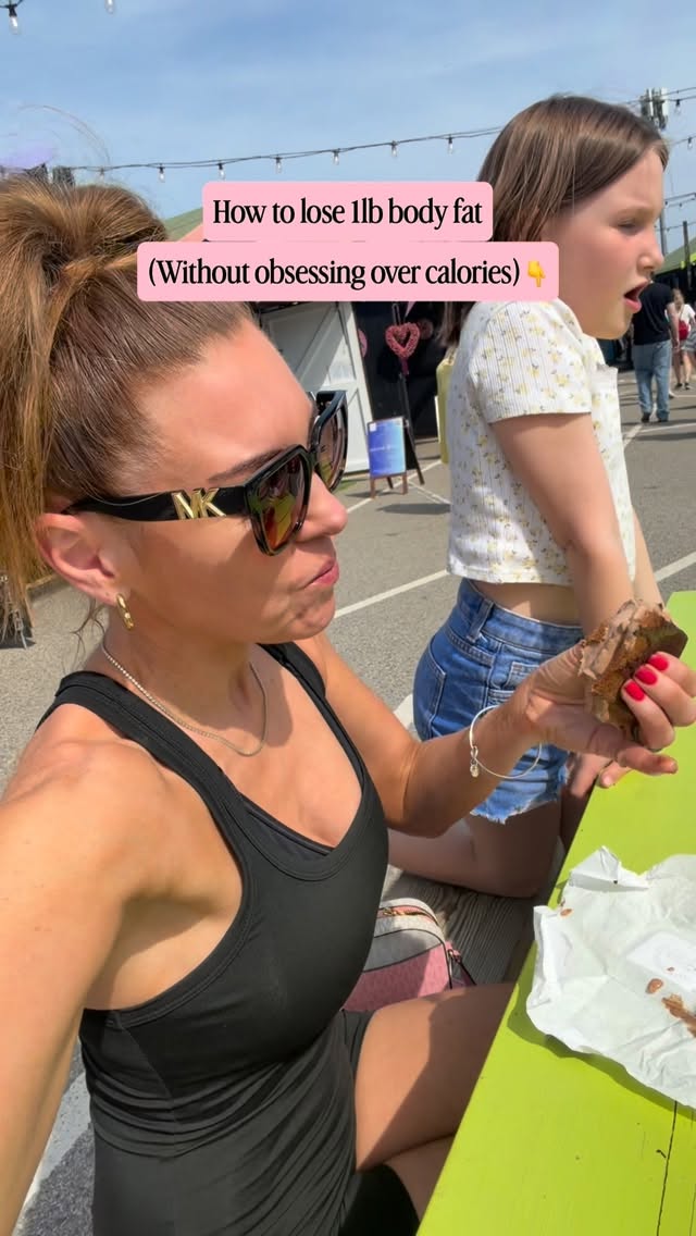 Fat loss for mums doesn’t always mean being perfect (phew 😮💨!)
No one deserves to live on a diet, just be mindful of the facts.
1lb of body fat → 3500 calories
You COULD aim for a 500 calorie deficit everyday
So 7 days of having 500 calories LESS each day means….
You lose 1lb body fat a week 💁♀️
(7x500 = 3500) it’s simple science 👏
*BUT*
Motherhood isn’t predictable: Sleep is broken: Meals get rushed: We get tired or hormonal and overeat → then it feels impossible to stick to it 😒…..
You fall out of the calorie deficit → you don’t lose the 1lb that week. You often feel like you’ve failed + quit 🥴
This is what I’d do👇
Put myself in a more gentle deficit… without the stress 💁♀️
1️⃣ Eat more protein (Keeps you full, reduces snacking)
2️⃣ Smaller portions (Simply less than before)
3️⃣ Reduce refined sugar & ultra-processed snacks (Often high in calorie + don’t satisfy → spike energy → crash → cue the mum munchies 🤨!)
4️⃣ Swap one daily habit. One of my mums realised nightly wine + chocolate was adding +700 extra calories. I said to swap to a spritzer or low cal drink + a snack swap. Her body fat shredded alongside the workouts 🙌
5️⃣ Watch the sneaky calories 🧐 Sauces, kids’ leftovers, mindless munching, alcohol, coffees that can hit 500 calories without noticing 😬
6️⃣ Don’t skip workouts. It commonly known but the overall calorie / fat burn can be phenomenal for strength workouts.
7️⃣ De-stress! High cortisol levels can help your body cling on to body fat 🙈
Don’t try and strive for ‘perfect’, because in my experience, real mumlife doesn’t allow that 🫶
💖 SAVE this and make a start on some small choices alongside my exercise 💪
💛Inside my app programs I support you with workouts, guidance, accountability and am on hand in your private inbox 📥
.
🧡My online website recipes are a game changer + my ‘Kate’s Kitchen’ recipe books can save you too (search on Amazon!) 🙌
Let’s make it happen!
#katesmumfitclub #motherhoodjourney #wellbalanceddiet