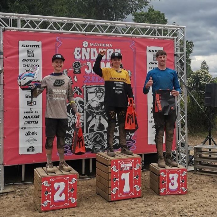 Big shout out to @schrodershredder getting a third place podium in his first race outside of NZ @maydenabikepark 🤘🤘
#wallacetraining