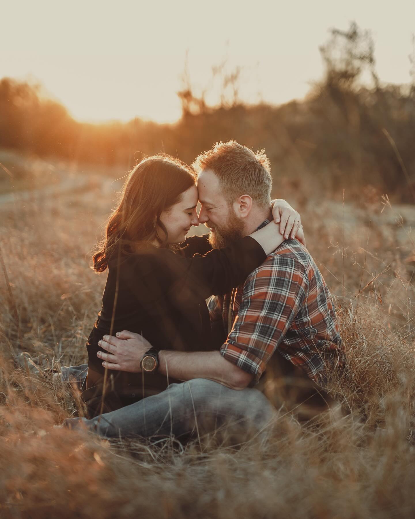 •
Die letzten Tage waren wunderschön und ich durfte wieder einige Familien und Pärchen begleiten.
•
Liebe Natalie & Lieber Sven vielen Dank für das tolle Shooting. Ich freu mich sehr auf eure Hochzeit im September
•
#messyhairanddirtyboots #twosecretvows #loveandwildhearts #justalittleloveinspo #muchloving #switzerlandweddingphotographer #radlovestories #authenticlovemag #goldenhour #elopmentlove #wildandgypyhearts #oarsandbeanies #emotionsurfers #swissphoto #greenweddingshoes #wildelopments #loveanddevotion #forthewildlyinlove #love #travelandweddingmagazine #midwestlovestories #wildlyinlove