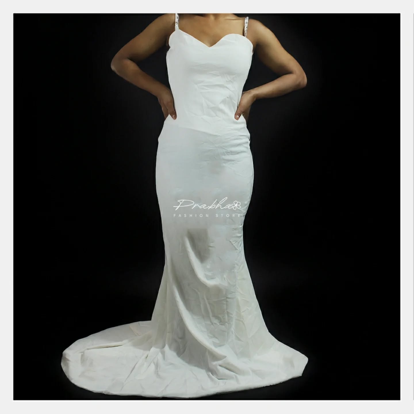 Elegance is never loudâ
It's white, it's timeless, it's everything. đŤ
This sculpted white gown flows with grace and fits like it was made just for you.
Whether itâs your big day or your big momentâlet the spotlight follow your silence.
⨠DM to order your custom piece of elegance.
#WhiteDoneRight
Color: Classic Pearl White
Fabric: Luxe satin with slight stretch
Neckline: Sweetheart with delicate embellished straps
Silhouette: Fishtail mermaid cut with a trail
Occasion: Bridal wear, red carpet events, pre-wedding shoots
#PrabhaFashionStore #EleganceInWhite #2025BridalStyle #ClassyAndConfident #TimelessGown #WhiteDressVibes #MinimalGlam #MermaidSilhouette #DreamDressAlert #WeddingLookbook #LuxeBridalWear #StatementGown #GraceInEveryStitch #CustomCoutureIndia #DMToOrder #StyleElegance #WhiteAffair2025 #InstaFashionIndia #LookBookLaunch #SatinQueen #slayinsilence
