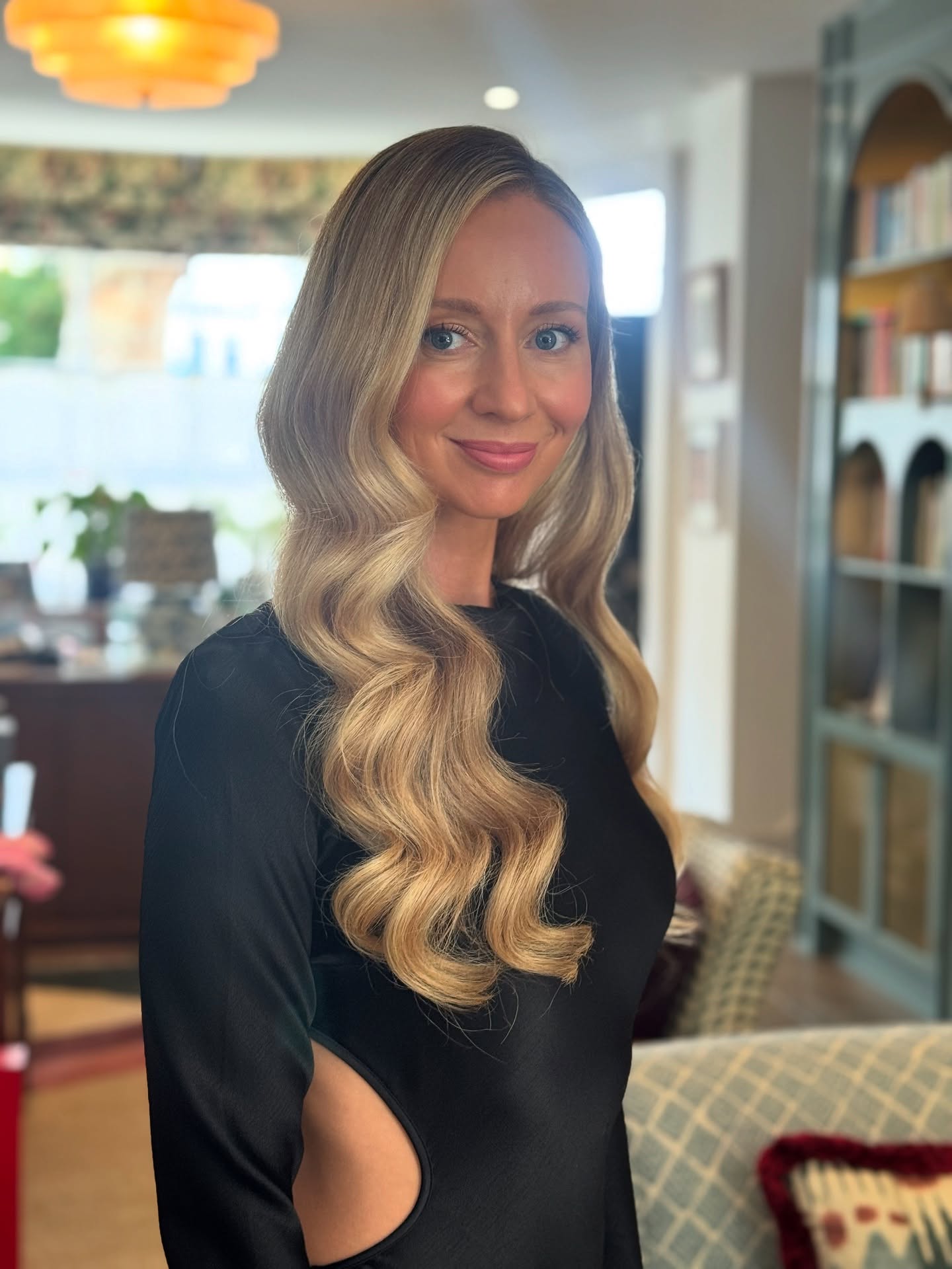 Wishing Rhi a fabulous book launch today. A beautiful kind person who is a fountain of knowledge @rhitrition
Canโt wait to get your new book and make all those delicious recipes ๐ฅ
Using my favourite products to create this hairstyle;
@lorealpro PLI
@bedheadbytigi Masterpiece hairspray and Shine spray
#hairandmakeupartist #londonhairstylist #londonmakeupartist #londonmakeup #vintageglamourwaves #rhitrition #womanpower #recipebook #upfbook #ultraprocesssedfoods #glamhairandmakeup #makeupforglam #stronghair #hairthatslays #haironpoint #haircurls #vintagewaves #melissaoldridge