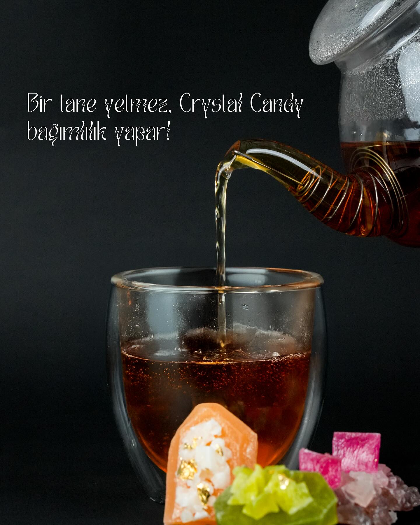 Her rengi ayrı bir mutluluk, her tadı ayrı bir keyif… Crystal Candy şekerleriyle gününüze enerji, ruhunuza neşe katın! 🌈✨