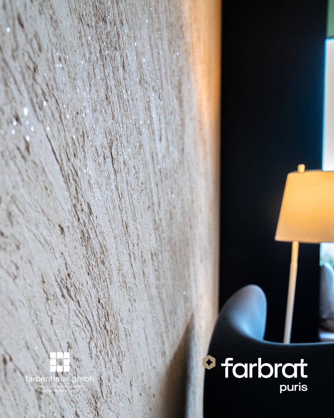 Ton, Kalk, Mineralien und organische Elemente verschmelzen zu einer einzigartigen Oberflächenwelt. ��Abgestimmt auf Raum und Architektur, schafft wand puris ein ursprüngliches und zugleich modernes Wohngefühl, das die Schönheit der Natur spürbar werden lässt.�