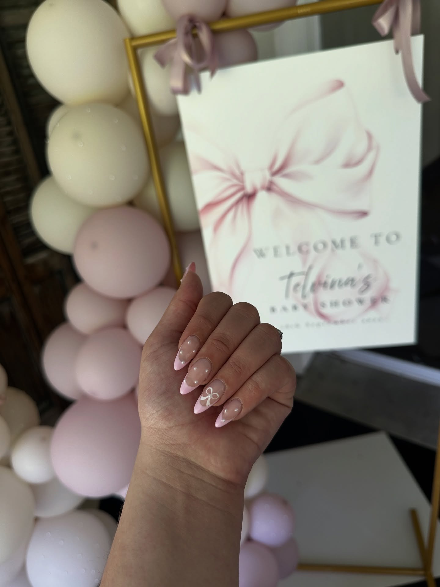 The perfect pink and pearl nails for any celebration π
π»
Full cover tips with a candy colour French finishing off with small pearl details .
To book your nail appointment contact our :
Business whatapp nr : 081 500 2238
-
-
#nails