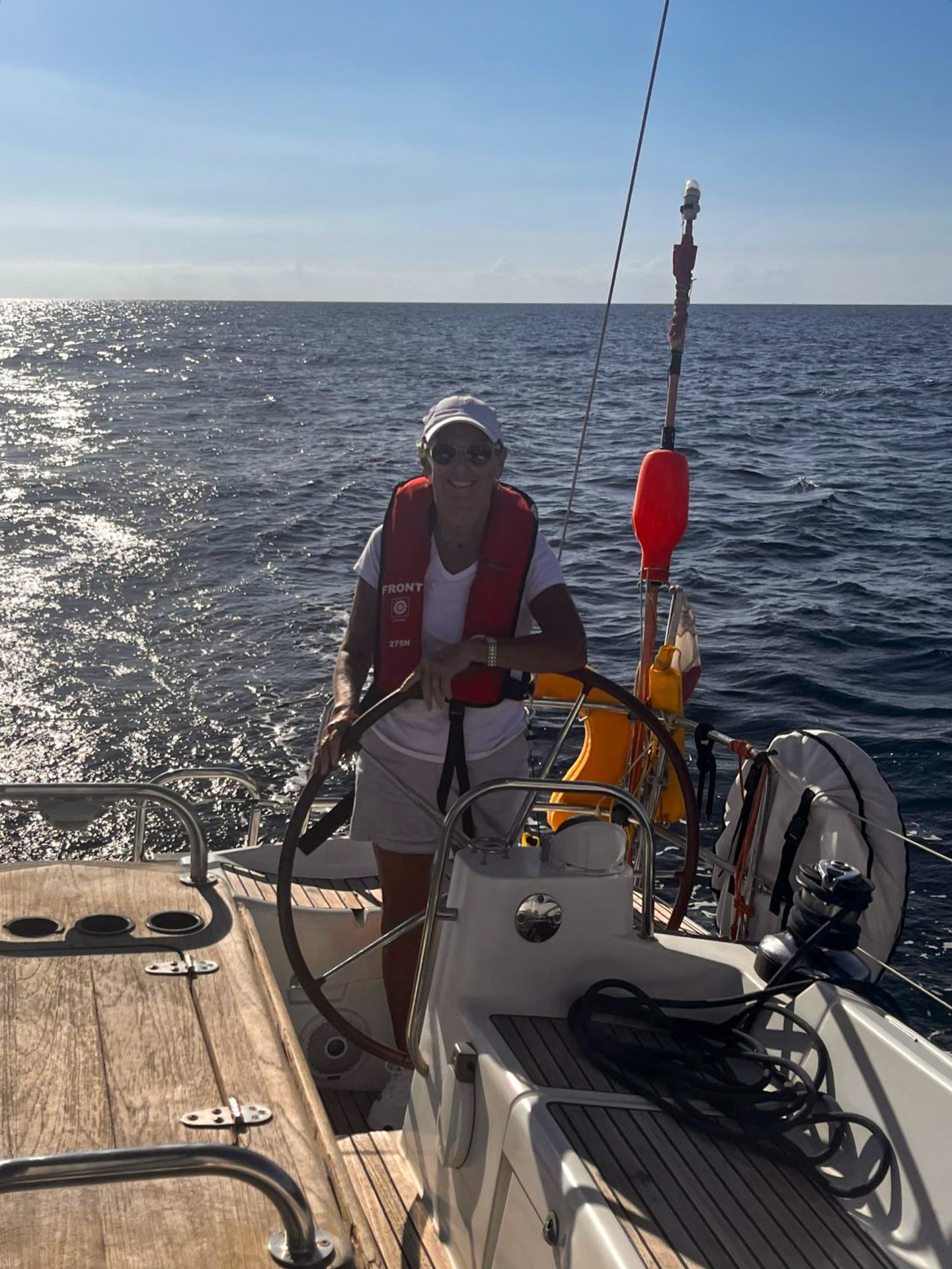 All smiles on this Sail & Power Sailing Day 😄⛵️
📞 +34 621 08 97 85
📨info@sailandpower.es
🌐www.sailandpoweracademy.es
#sailandpower #training #sailingspain #sailingtaster #competentcrew #dayskipper #tastersession #dayskippermotor #sailing #skippercourse #catamaransailing #sunseeker #classroom #taster #motorsailing #learntosail #lifeatsea #yachtlife #boating #sailor #sailingspain #esteponaport #puertoestepona #learntosail #skipper #course #sailingschool #marbella #estepona #esteponaspain