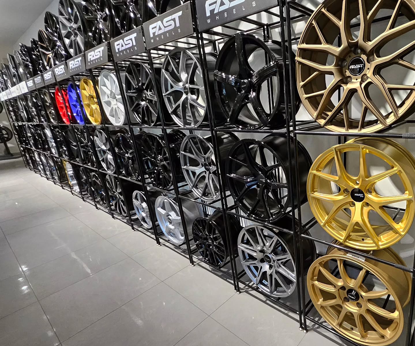 @fastwheelsalloy has you covered for more than amazing wheels. You can get the newest winter tire technology with your new Fast Wheels! Contact your local Fast Wheels reseller to buy a pre-mounted tire-wheel set, with Dailyn TPMS sensors, for your car before winter hits. The rush has already started.
#winter #wintertires #continental #fastwheels #ev-olution