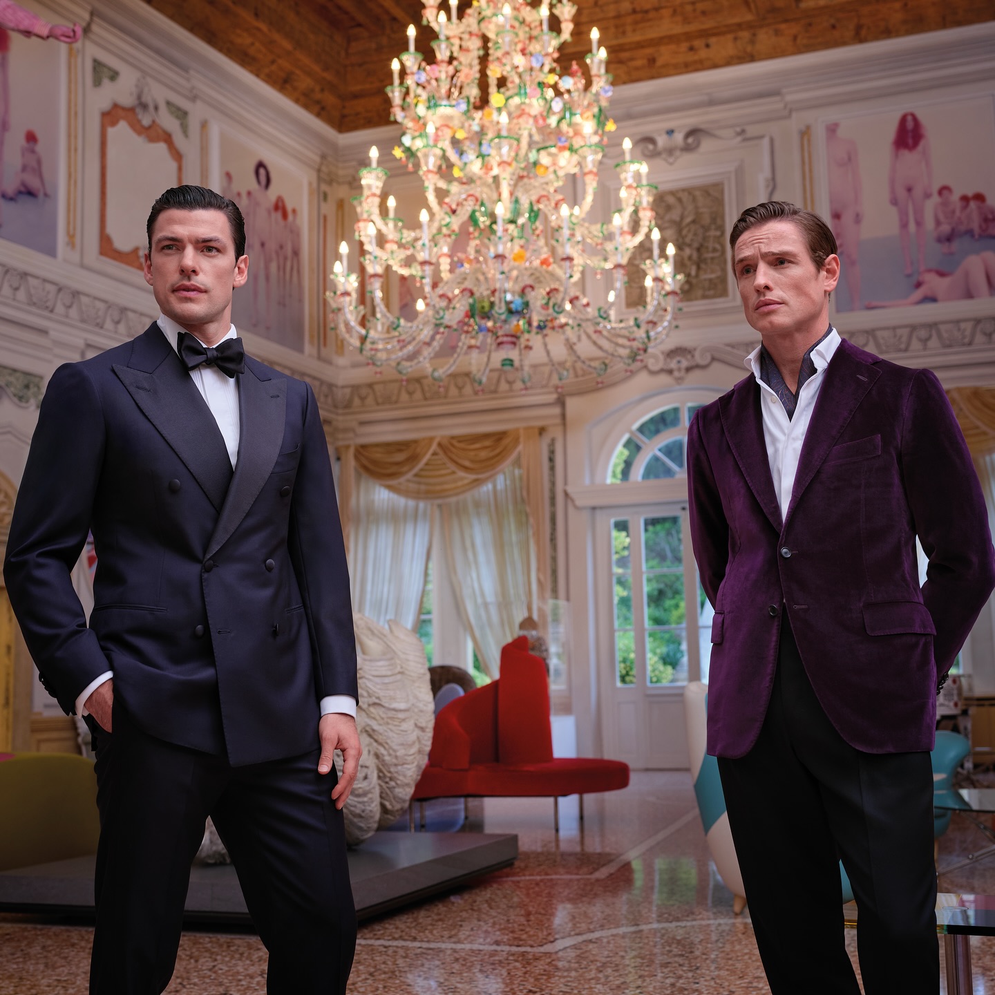 CESARE ATTOLINI - The art of perfection. Every garment tells a story of craftsmanship and know-how.
Made entirely by hand in Casalnuovo, just outside Naples, where 130 master tailors dedicate 25–30 hours to creating a single piece.
The result: effortless elegance and absolute perfectionism.
Available at QUAGLIA ZURICH
📍Weinplatz 3, 8001
#quagliazurich #cesareattolini #craftmanship