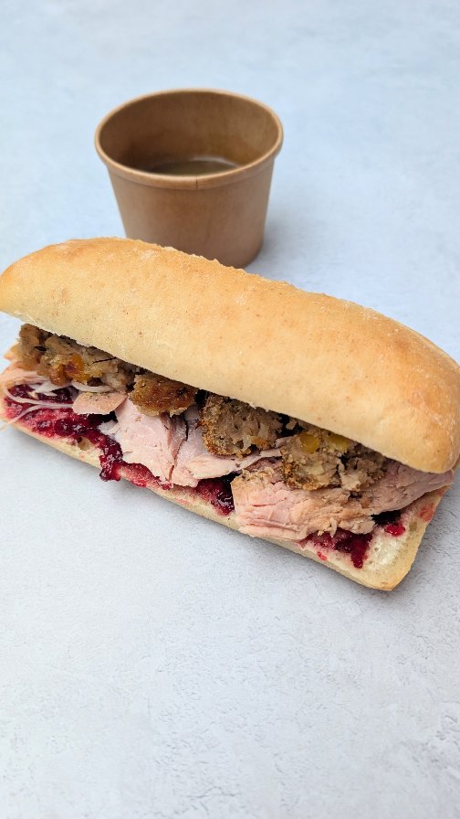 Delicious pulled turkey, apricot sausage meat stuffing, cranberry sauce AND a dipping pot of gravy 🤤
Limited spaces left to book for your December office meetings and events! Link in bio 🔗
#miltonkeynes #lovemk #catering