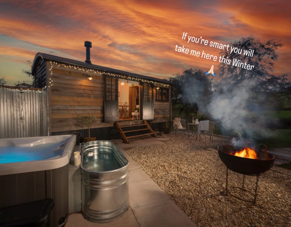 Send this to them. . . Because you deserve it (and you don’t really want another panic bought gift set this year)!!
Book your winter getaways- follow the link in our bio.
#romance
#couplegoals
#happywifehappylife❤️
#winterbreaks
#romanticbreak
