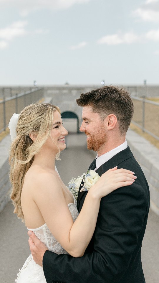High school sweethearts @emma_hamiltonn and @matttflood exchanged the most heartfelt personal vows surrounded by their loved ones at the historic Fort Henry in Kingston, ON.
A perfect day in a place full of history for a love story years in the making!
Cinematography: @archiveweddingsca with @herokme
Photography: @katiecranephotography_ with @destinydawnphotography
Venue: @forthenryweddings
Florals: @chartreuse_flower_works
Makeup: @lacefacemakeupartistry
Hair: @alextoddhair
Bride's Suite: @frontenacclub
Dress Boutique: @lovebirdbridal
Dress: @missstellayork
Bridesmaids Dresses: @parkandfifthco
Suit: @tiptop
Photobooth: @thecandidcamper_photobooth
Officiant: David Vowels
