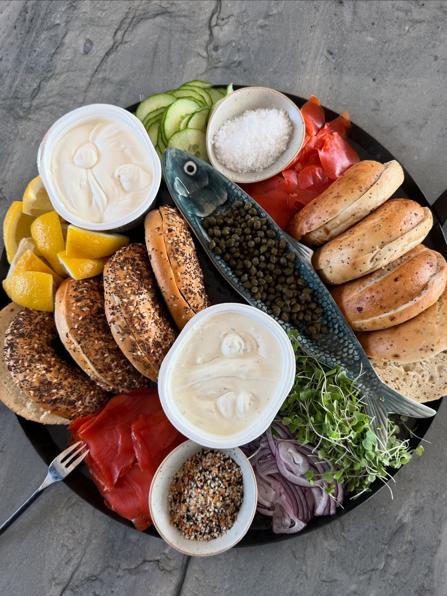 A BYOB (build your own bagel) board with Thunder’s Catch sockeye lox - and all the staple fixings - is easy, abundant, built for gathering, and especially festive this time of year. 🥯🎏 Stack it how you love it!