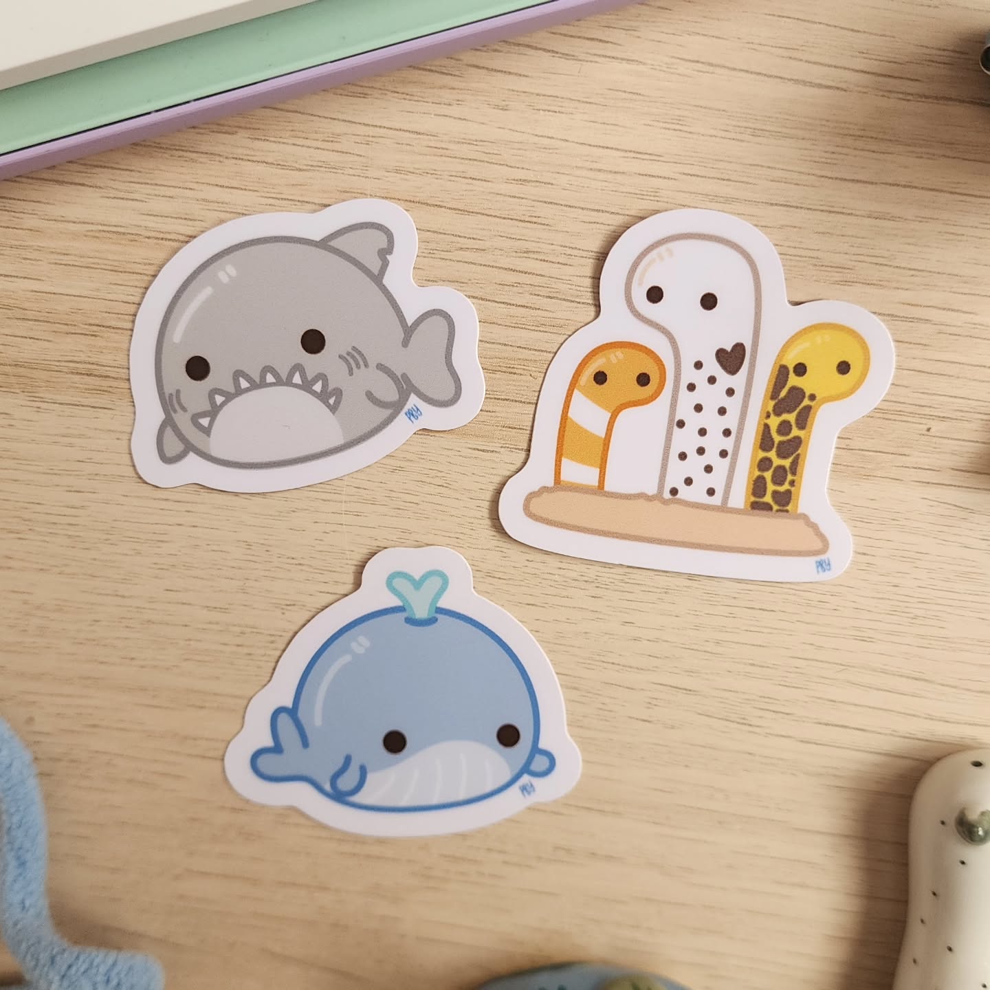 If you know me, I am obsessed with sea creatures, ESPECIALLY garden eels. So why wouldn't I make stickers? These cuties and more designs are now uploaded on my website.
SHOP
productivebyyou.com
Or link in bio ❤️
.
.
.
.
.
.
.
.
.
.
.
.
.
#gardeneel #shark #whale #stickers #artmarket