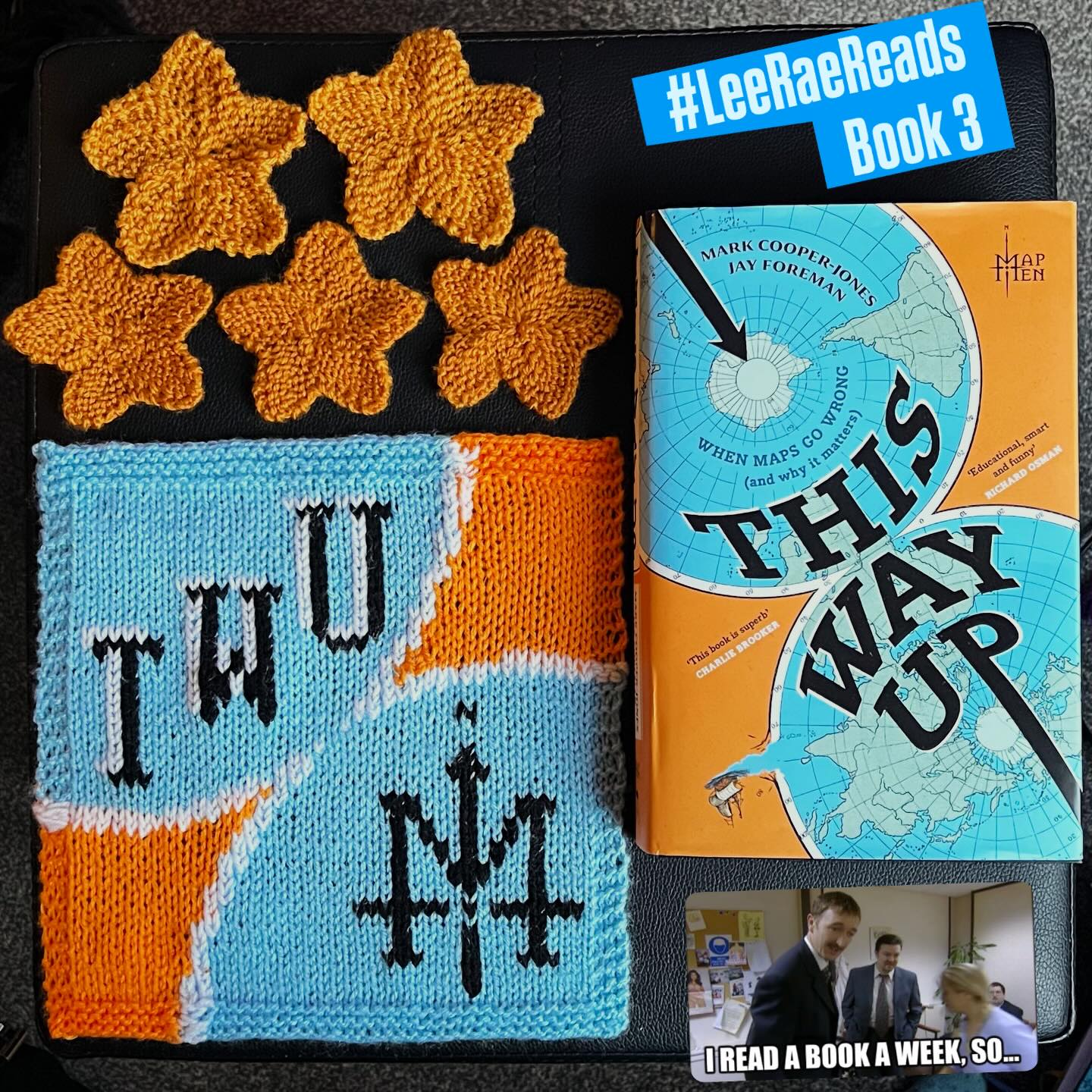 #LeeRaeReads #52Books1Year #BiblioBlanket @lee_raerae
📕 BOOK 3 - This Way Up by The Map Men (Map men, map map map men…), Mark Cooper Jones (@markcooperjones) and Jay Foreman (@jayforemanmusic)
📖 Time for some non-fiction! I have to be careful what I say about the Map Men, because one of their wives is an old ‘boss’ and friend of mine and she’s always scared me slightly (Hi, Jade!)*
Luckily, I don’t have a bad word to say about this. I love a good map, and I love a bad one even more, and this book is by and for the surprisingly big community of people who are in the same boat. Tapped right into my deep-rooted nerd that did geography and history up to A Level even though I did shockingly bad in the exams.*
* Invoking fear among actors is considered a compliment for members of stage management.
** I’d sneak in song lyrics just to meet the word count. Leonidas truly was so loyal to the Spartans that he was never gonna give them up, never gonna let them down… ***
*** It wouldn’t be a proper review of this book if it didn’t include a few off-topic footnotes.
5 Stars. (Mismatched, because I’m trying out a new pattern) ⭐️ 🌟 ⭐️ 🌟 ⭐️
🧶 Knitting Notes: Intarsia pattern with duplicate stitch details on a 39x50 stockinette square with 4-row/3-stitch garter border.