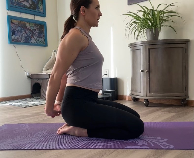 If your body feels tired, it’s not failing—it’s communicating.
Rest isn’t quitting.
Recovery isn’t laziness.
Slowing down isn’t losing momentum.
It’s how strength is built.
It’s how consistency lasts.
Honoring your energy today allows you to show up stronger tomorrow.
That’s alignment. ✨
#listentoyourbody #alignedfitness #energy #awareness