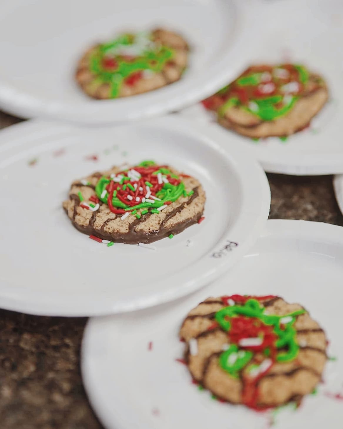 Adding sprinkles to our Holidays. Stay safe and have fun out there everyone! 🎉❄️
#childcare #childcareprovider #kelownabusiness #bcbusiness #canada #christmascookies #childcarelife #sprinkles