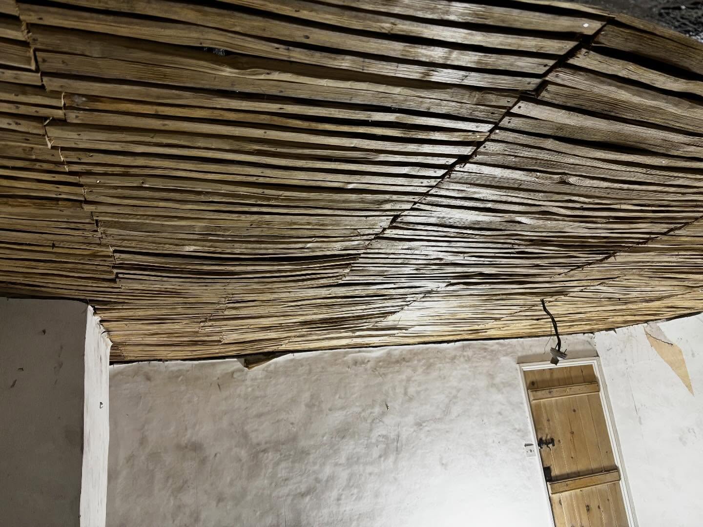 Lath and plaster ceiling chestnut Riven lath 3 coat non-hydraulic lime plaster supplied by @chalkdownlime