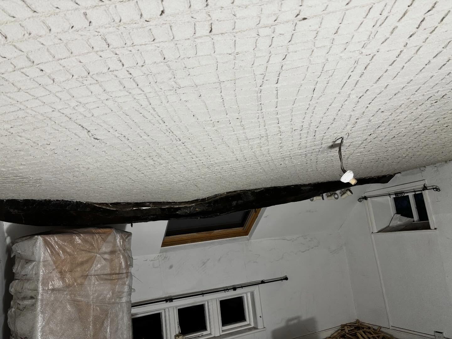 Lath and plaster ceiling chestnut Riven lath 3 coat non-hydraulic lime plaster supplied by @chalkdownlime