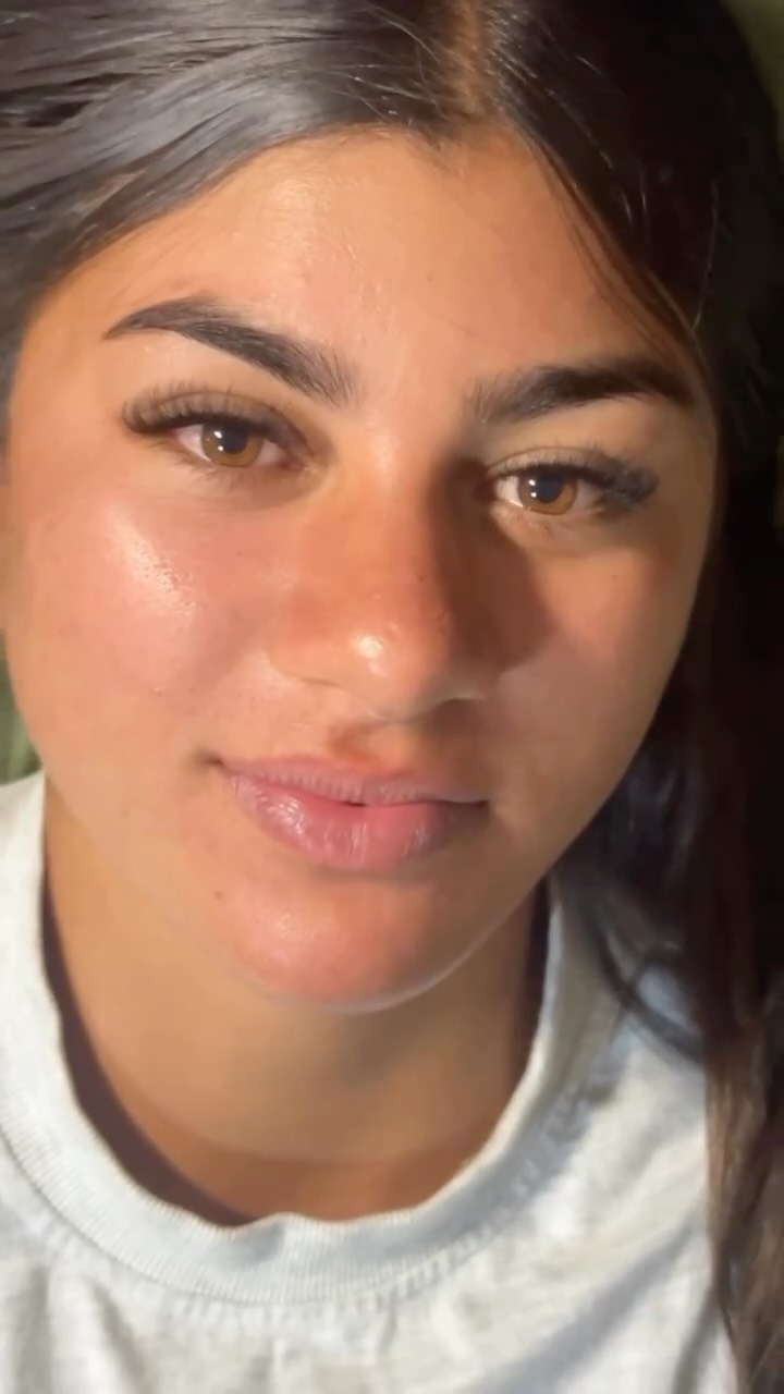 You finally booked the lashes 🤍✨
No mascara. No effort. Just THAT girl energy.
#lashextensions #hamiltonlashes #lashartistnz
#lashextensions #beforeandafterlashes