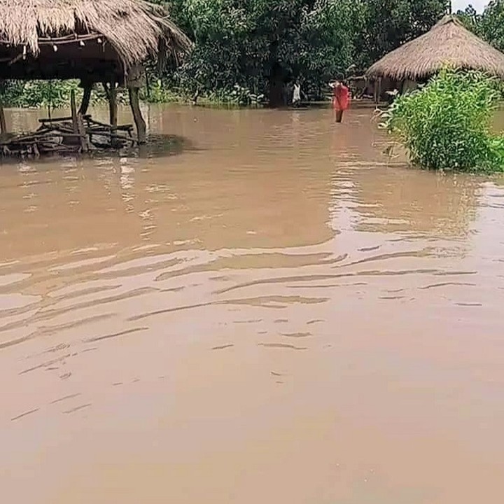 In September 2024, to make the situation in South Sudan worse, there were floods. These photos are from Nzara, one of the least affected areas!