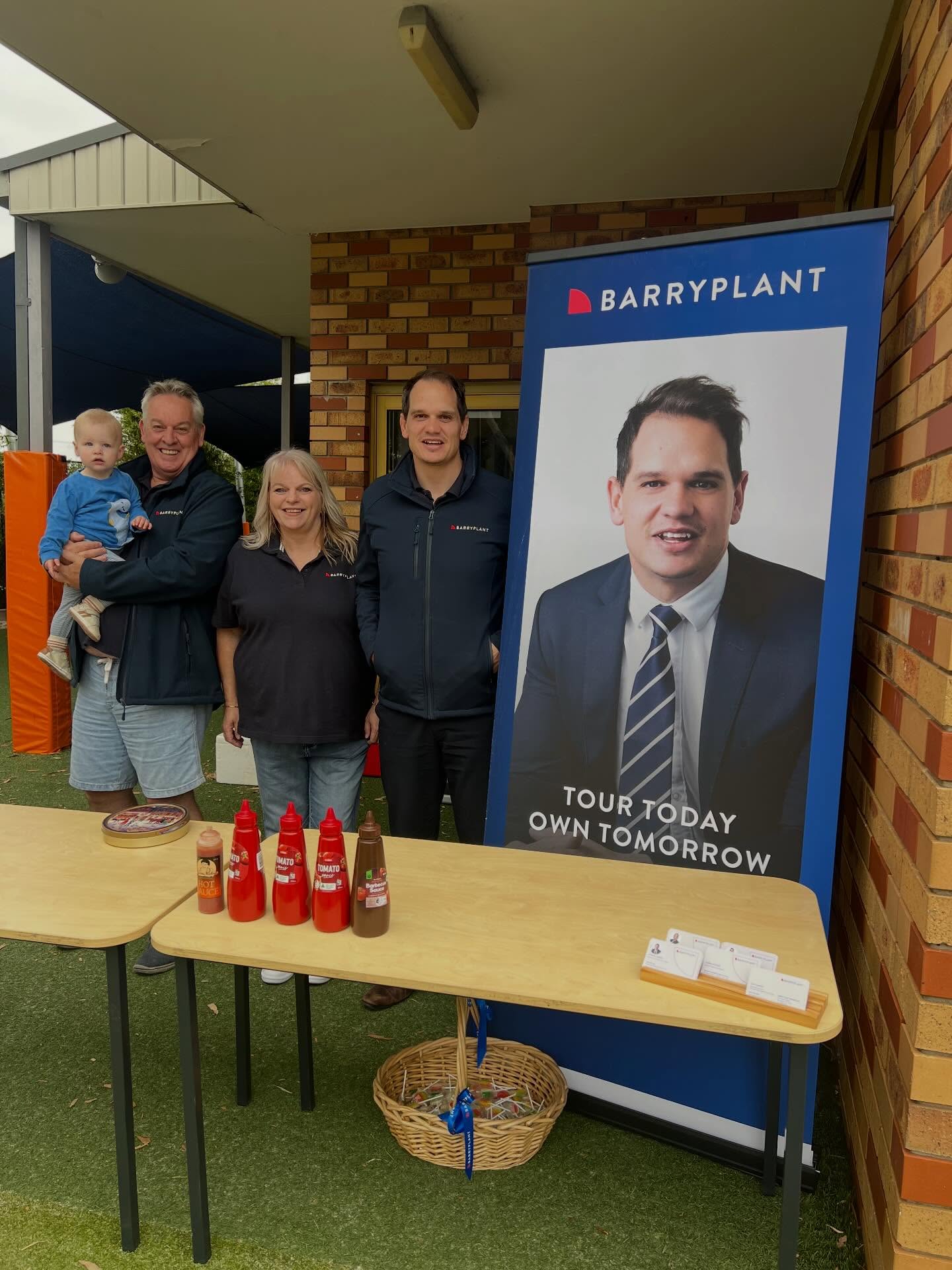 Thank you to the amazing Barry Plant team for supporting our picnic last week. The sausage sizzle was a huge success and everyone loved meeting Barry the Bear. Thank you team ๐