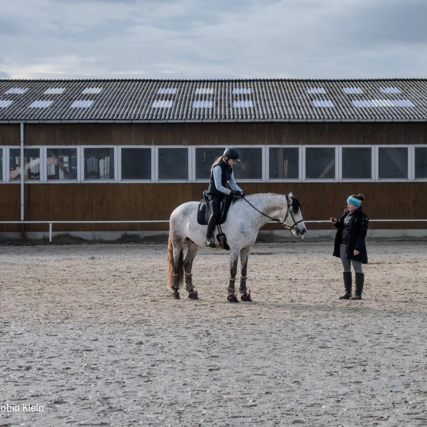 Zurück von einem wirklich tollen Wochenende. Es ist immer wieder inspirierend, mit so unterschiedlichen Pferden und ihren Menschen zu arbeiten!!🥰
#Pferdeausbildung #Pferde #islandpferd #happyhorse #lovemyjob #frankfurt #taunus #dressur #reitezudeinerfreude
